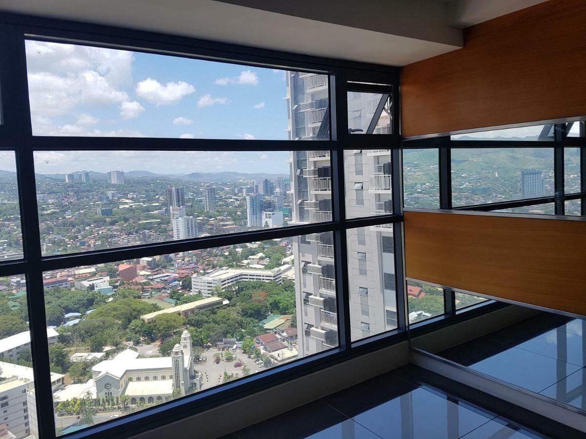 KC STUDIO 4 at Horizon 101 Cebu Bagian luar foto